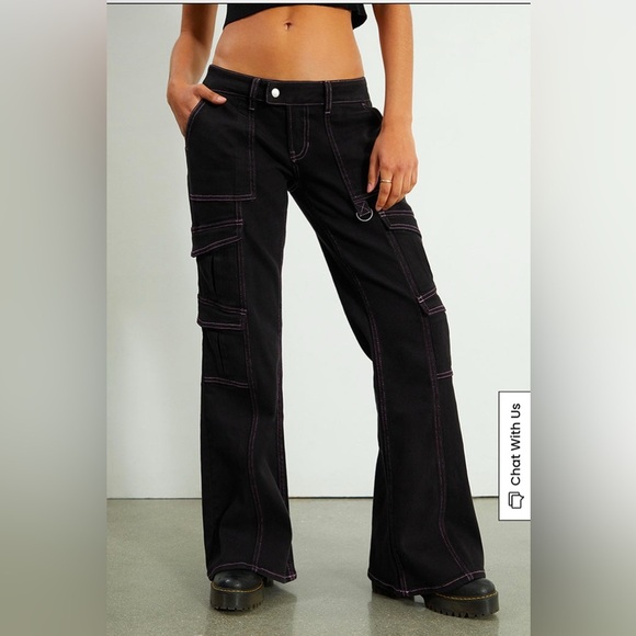 Pacsun Black Low Rise Cargo Bootcut Pants-Size 27 - Picture 1 of 5